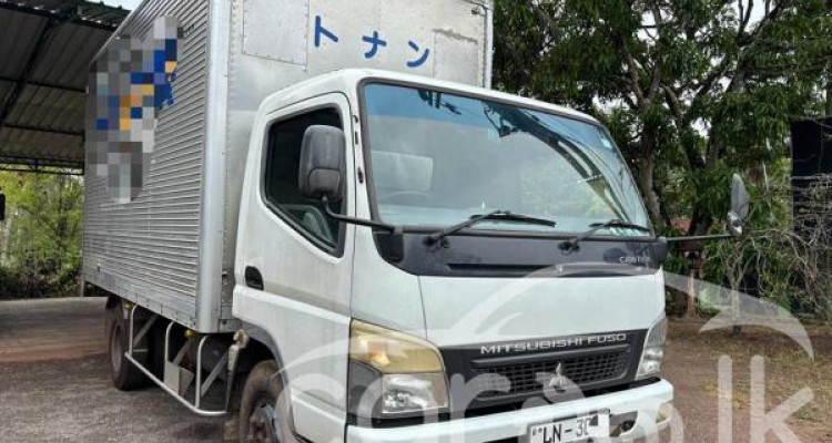 MITSUBISHI CANTER 2017