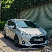 TOYOTA AQUA X URBAN 2013