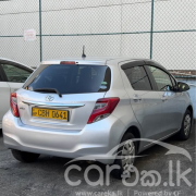 TOYOTA VITZ 2016