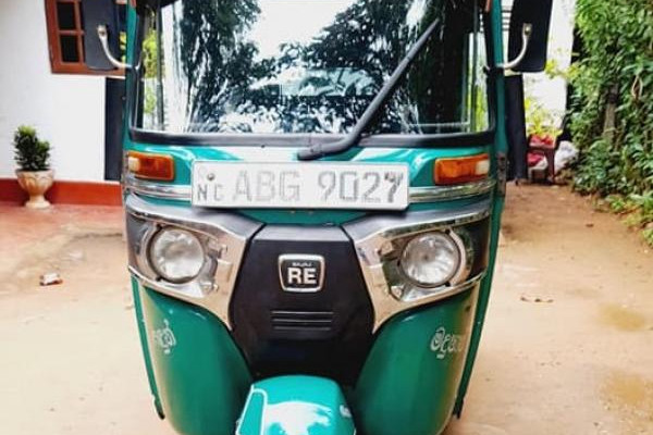 BAJAJ 2016 4 STROKE