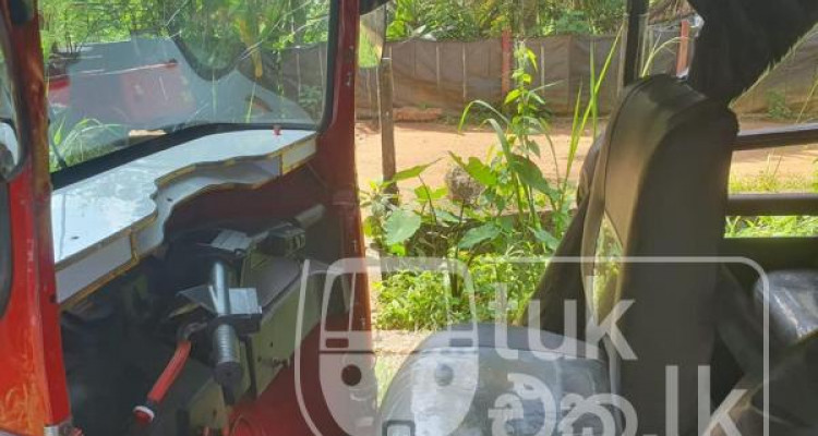 BAJAJ 2013 4 STROKE