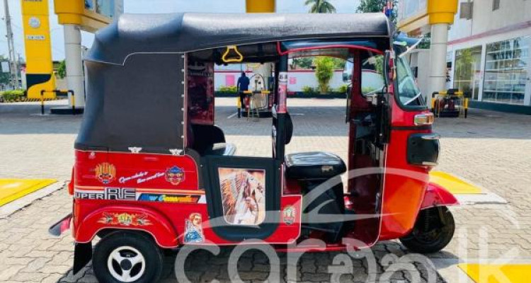 BAJAJ 2014 4 STROKE