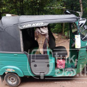 BAJAJ 2009 4 STROKE