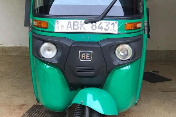 BAJAJ 2016 4 STROKE
