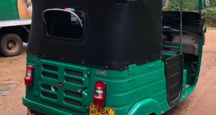 BAJAJ 2016 4 STROKE
