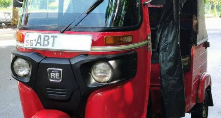 BAJAJ 2019 4 STROKE