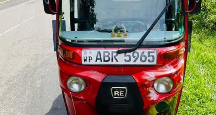 BAJAJ 2018 4 STROKE