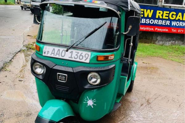 BAJAJ 2014 4 STROKE