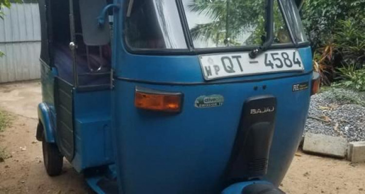 BAJAJ 2009 4 STROKE