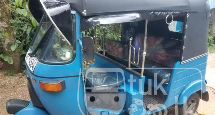 BAJAJ 2009 4 STROKE
