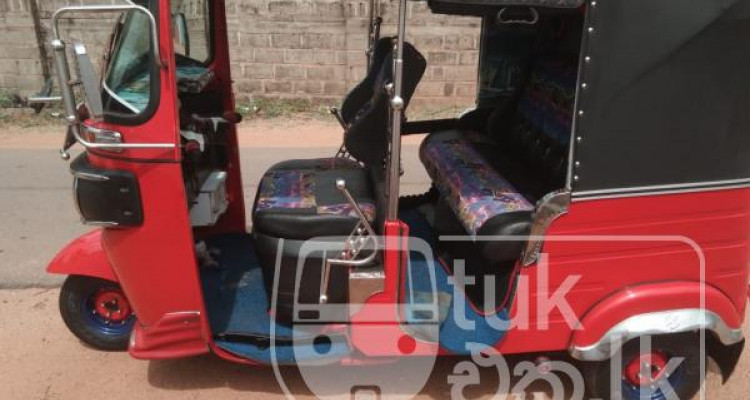 BAJAJ 2019 4 STROKE