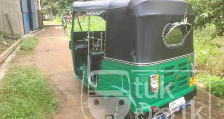 BAJAJ 2016 4 STROKE