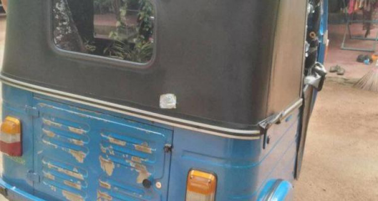 BAJAJ 2012 2 STROKE