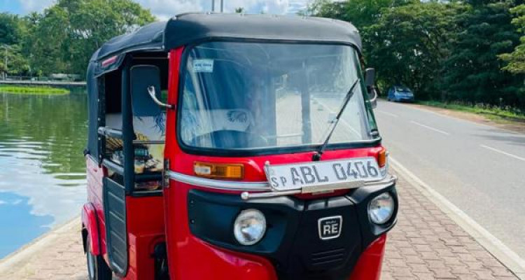 BAJAJ 2016 4 STROKE