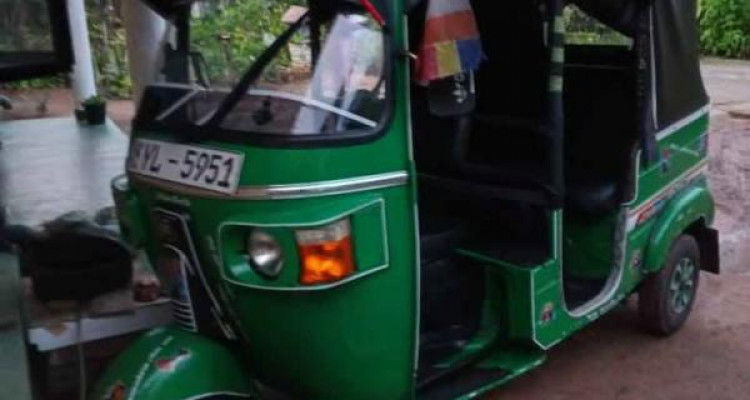BAJAJ 2011 4 STROKE