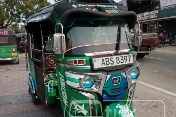 BAJAJ 2018 4 STROKE