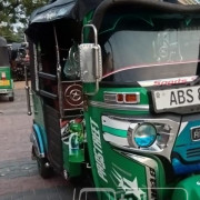 BAJAJ 2018 4 STROKE