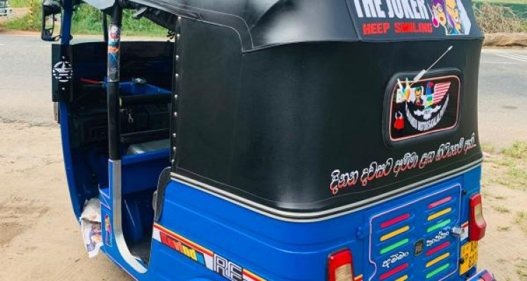BAJAJ 2014 4 STROKE