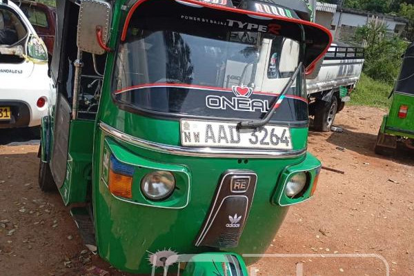 BAJAJ 2012 4 STROKE