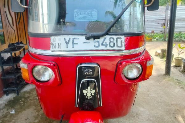 BAJAJ 2011 4 STROKE