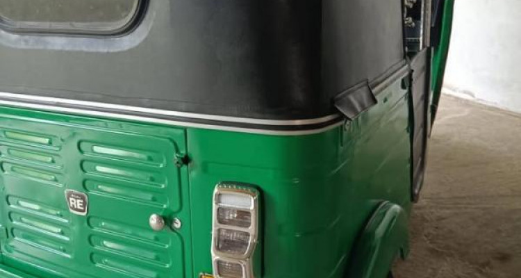 BAJAJ 2014 4 STROKE