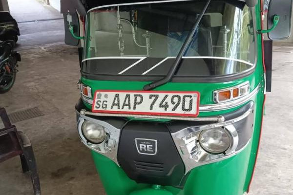 BAJAJ 2014 4 STROKE