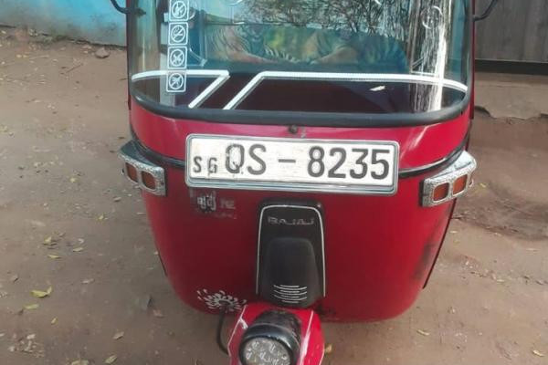 BAJAJ 2009 4 STROKE