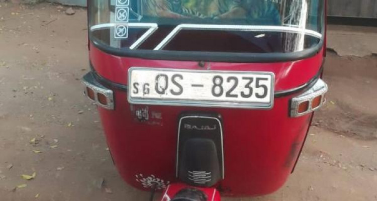 BAJAJ 2009 4 STROKE
