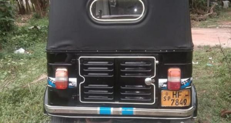 BAJAJ 2003 2 STROKE.