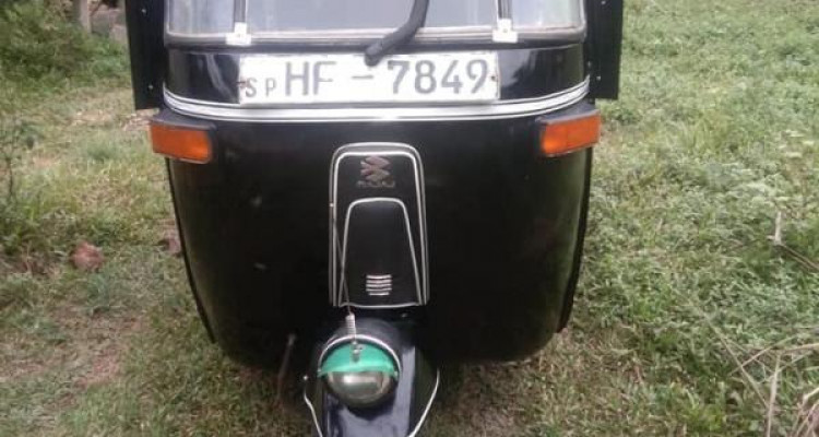 BAJAJ 2003 2 STROKE.