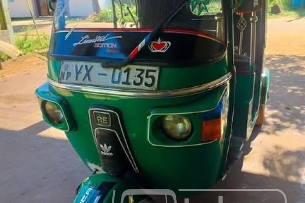 BAJAJ 2012 4 STROKE