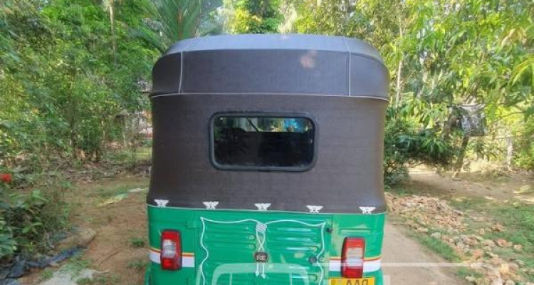 BAJAJ 2014 4 STROKE