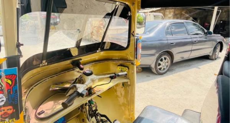 BAJAJ 2000 2 STROKE
