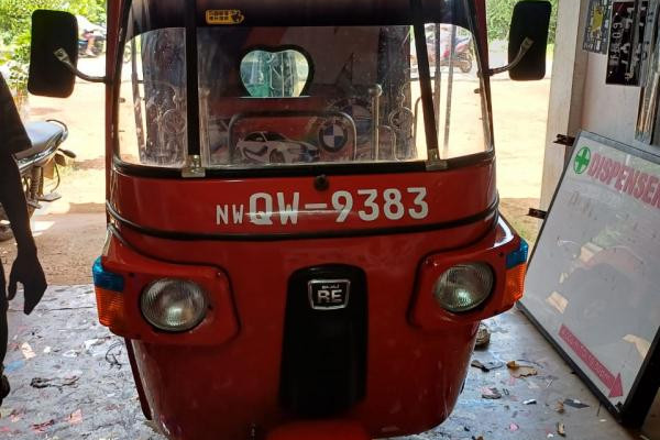 BAJAJ 2010 4 STROKE