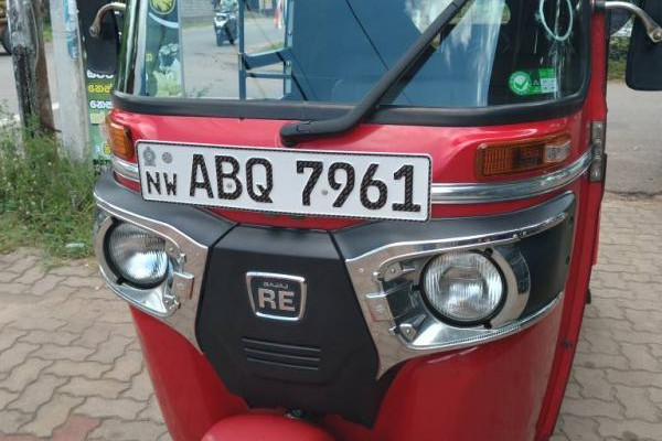 BAJAJ 2017 4 STROKE