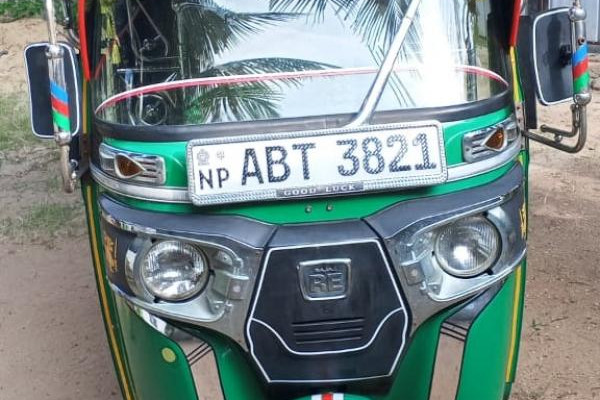 BAJAJ 2019 4 STROKE