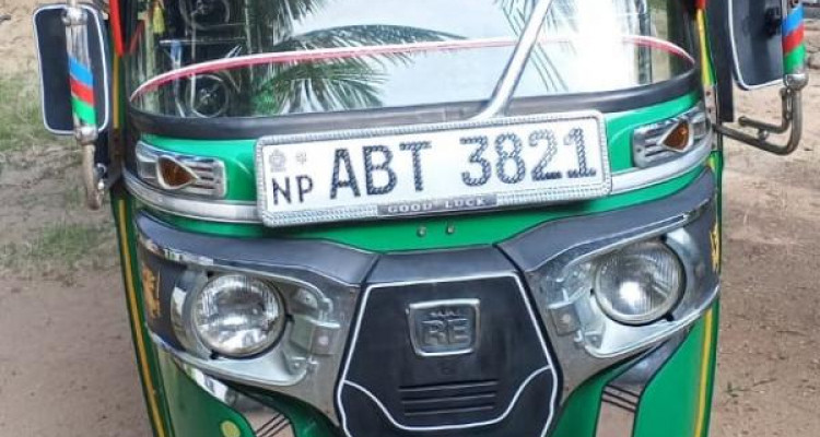 BAJAJ 2019 4 STROKE