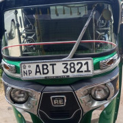 BAJAJ 2019 4 STROKE
