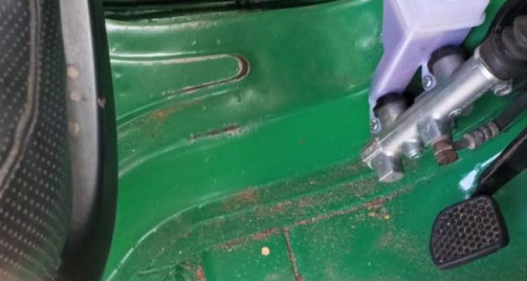 BAJAJ 2019 4 STROKE