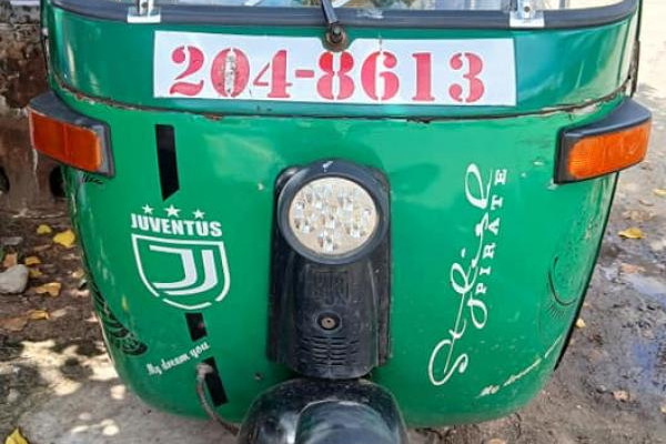 BAJAJ 1998 2 STROKE