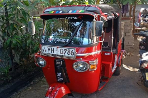 BAJAJ 2011 4 STROKE