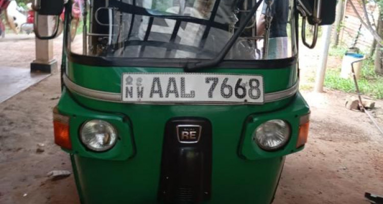 BAJAJ 2013 4 STROKE