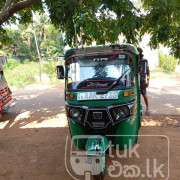 BAJAJ 2014 4 STROKE