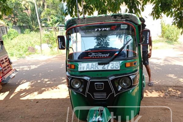 BAJAJ 2014 4 STROKE