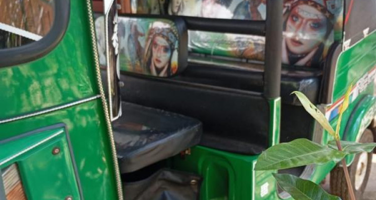 BAJAJ 2013 4 STROKE