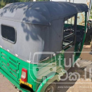 BAJAJ 2017 4 STROKE