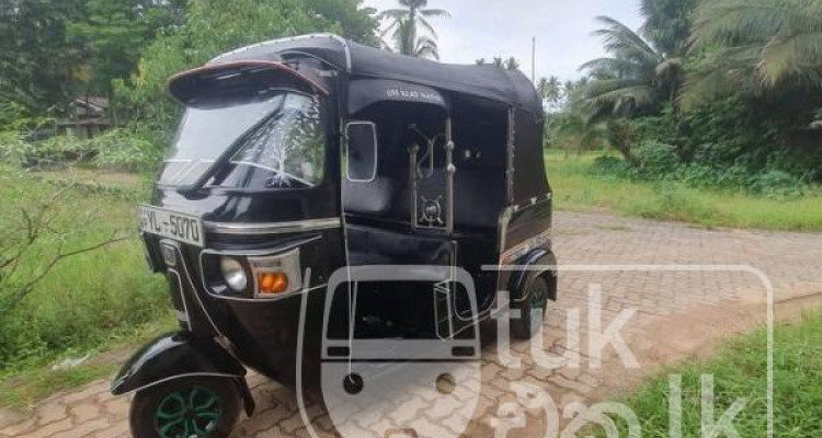 BAJAJ 2011 4 STROKE