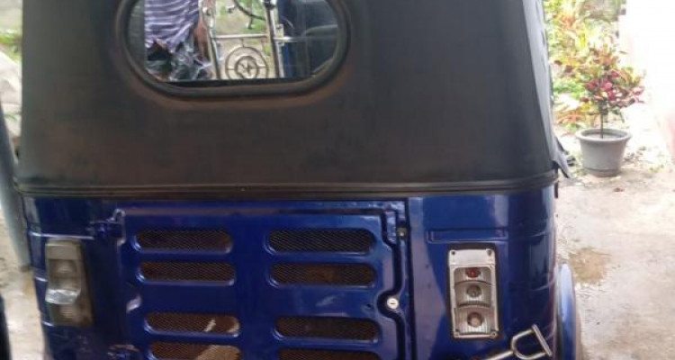 BAJAJ 2011 4 STROKE