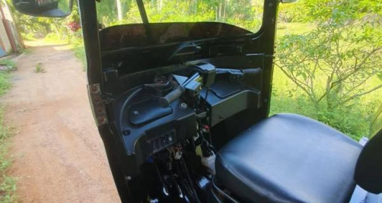 BAJAJ 2014 4 STROKE
