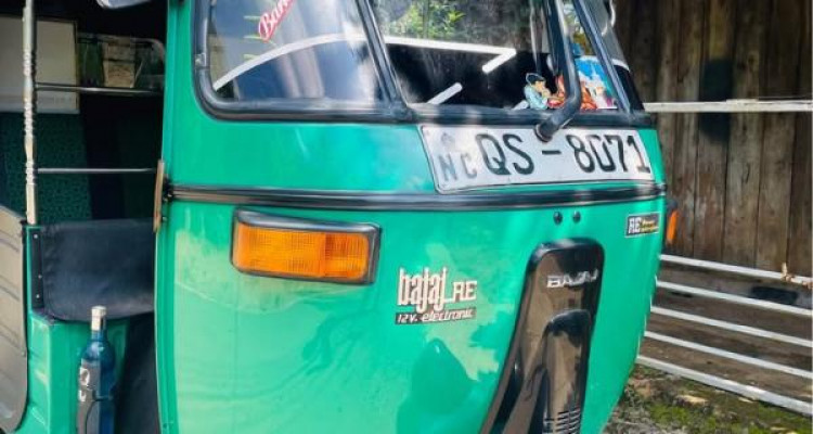 BAJAJ 2009 4 STROKE